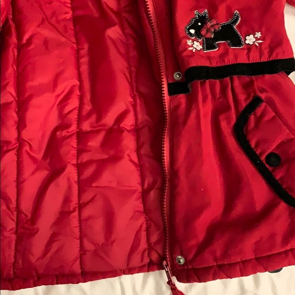 Red Coat 🧥 - Picture 4 of 5